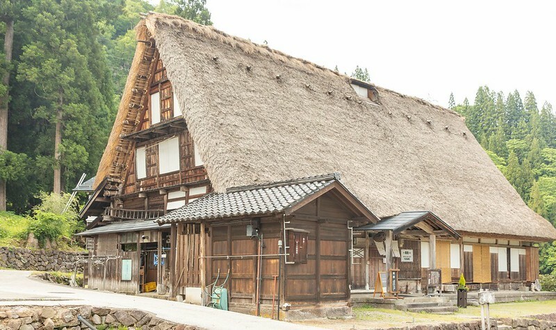 日本【日本世界遺產之九-富山旅遊】世界遺產五箇山相倉合掌造聚落景點.米其林飯店五箇山合掌の宿庄七.三笑樂酒