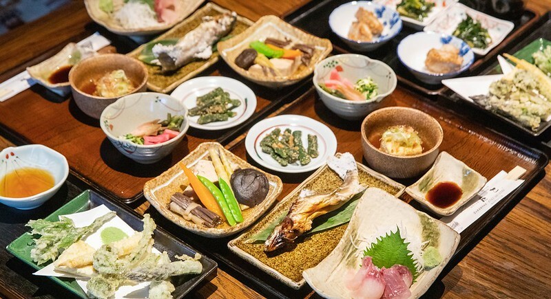 日本【日本世界遺產之九-富山旅遊】世界遺產五箇山相倉合掌造聚落景點.米其林飯店五箇山合掌の宿庄七.三笑樂酒