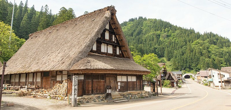日本【日本世界遺產之九-富山旅遊】世界遺產五箇山相倉合掌造聚落景點.米其林飯店五箇山合掌の宿庄七.三笑樂酒