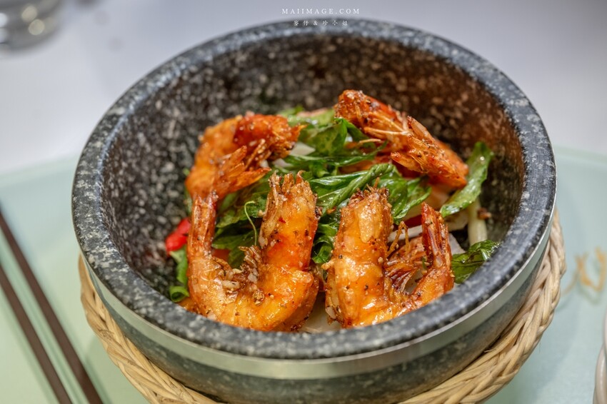 桃園市中壢區【桃園景點推薦】2024大江購物中心週年慶開跑囉！輕鬆享優惠~饗美食~想購物~讓你越逛越意猶未盡! 全年停車