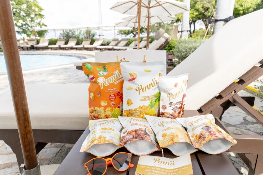 泰國泰國伴手禮推薦｜Pennii Popcorn～曼谷才吃得到冬蔭功口味爆米花，竟然整隻蝦在裡面！榴槤與鹹蛋黃口味也很