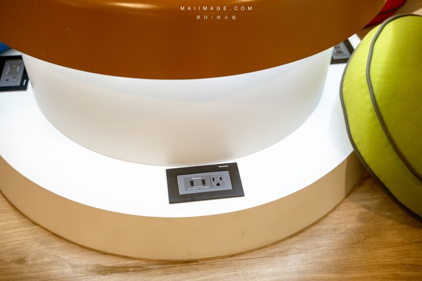 桃園市中壢區【桃園景點推薦】2024大江購物中心週年慶開跑囉！輕鬆享優惠~饗美食~想購物~讓你越逛越意猶未盡! 全年停車