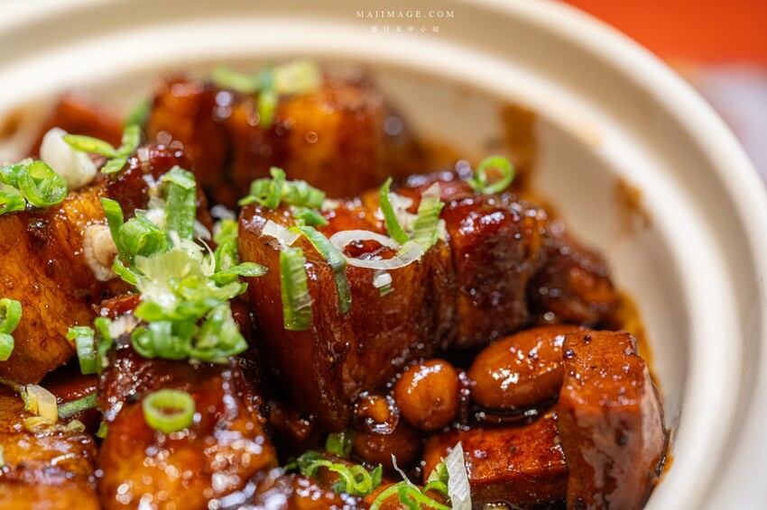 桃園市中壢區【桃園景點推薦】2024大江購物中心週年慶開跑囉！輕鬆享優惠~饗美食~想購物~讓你越逛越意猶未盡! 全年停車