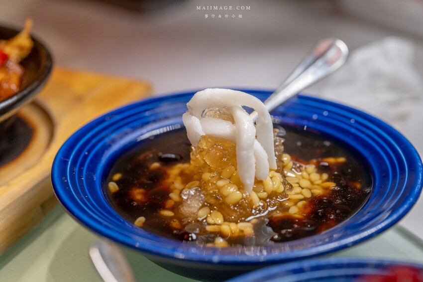 桃園市中壢區【桃園景點推薦】2024大江購物中心週年慶開跑囉！輕鬆享優惠~饗美食~想購物~讓你越逛越意猶未盡! 全年停車