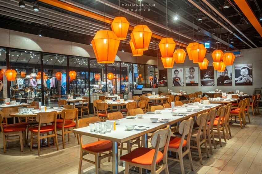 桃園市中壢區【桃園景點推薦】2024大江購物中心週年慶開跑囉！輕鬆享優惠~饗美食~想購物~讓你越逛越意猶未盡! 全年停車