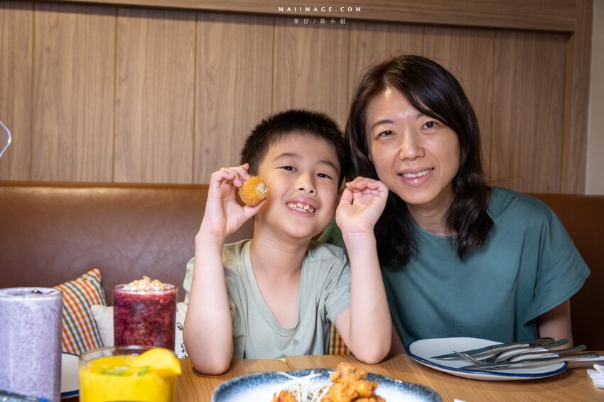 泰國【泰國曼谷住宿推薦】MOXY BANGKOK RATCHAPRASONG ～晚餐篇！CRAFTED COCKTAILS越晚越開心，曼谷夜生活就是