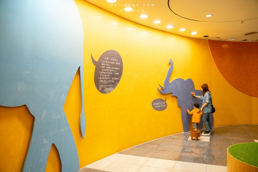 桃園市中壢區【桃園景點推薦】2024大江購物中心週年慶開跑囉！輕鬆享優惠~饗美食~想購物~讓你越逛越意猶未盡! 全年停車