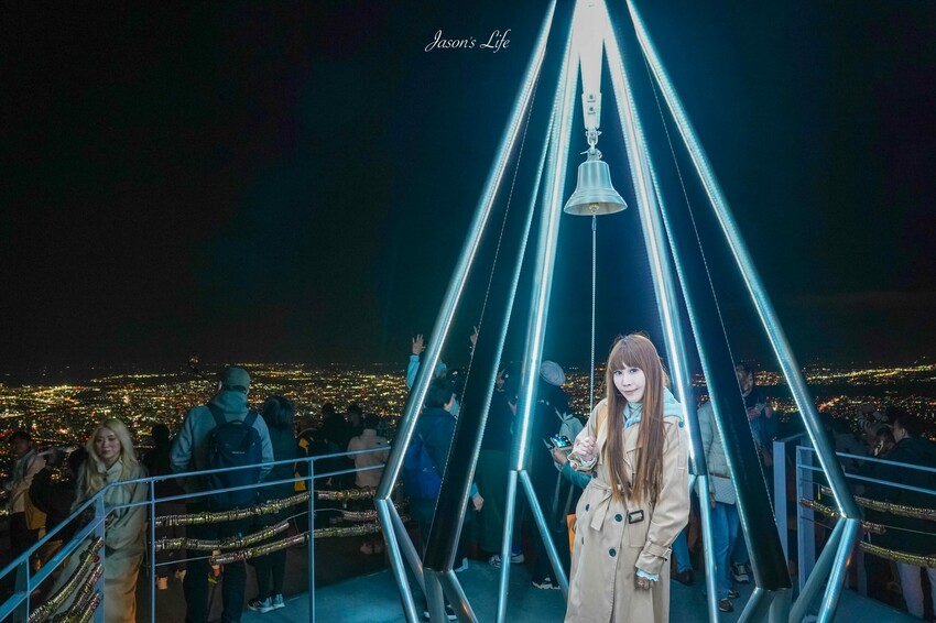 日本【北海道札幌│景點】札幌藻岩山夜景攻略。交通方式、纜車票價、最佳觀賞時間一次看!