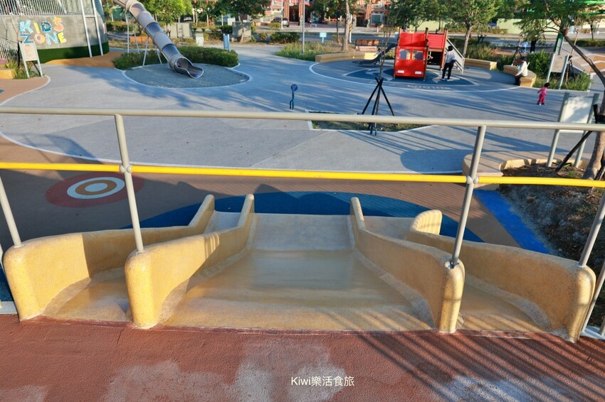 彰化縣員林市員林兔鹿馬公園｜員林市免費景點推薦共融公園好玩！小小消防車、高塔溜滑梯、極速滑索丘