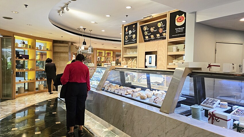 泰國泰國曼谷住宿推薦｜Grand Hyatt Erawan Bangkok 曼谷愛侶灣君悅酒店，旁邊就是曼谷四面佛、Erawan Bangkok