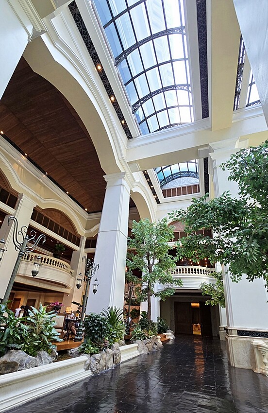 泰國泰國曼谷住宿推薦｜Grand Hyatt Erawan Bangkok 曼谷愛侶灣君悅酒店，旁邊就是曼谷四面佛、Erawan Bangkok