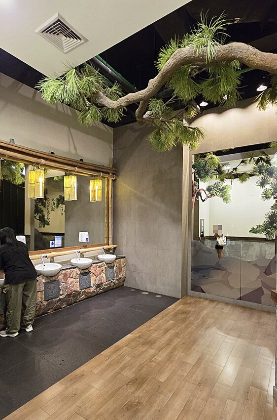 泰國曼谷Terminal 21 Asok,曼谷最好買最好逛的航站主題購物中心,美食、購物、美妝、玩樂一次達陣!!