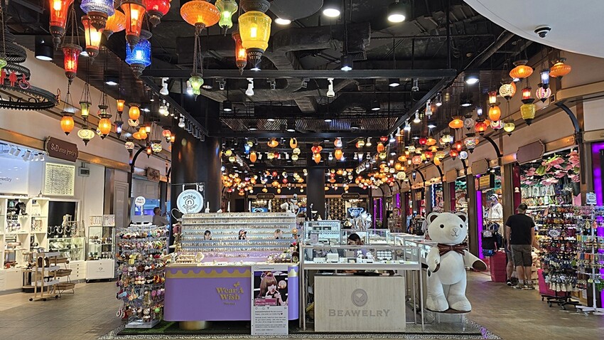 泰國曼谷Terminal 21 Asok,曼谷最好買最好逛的航站主題購物中心,美食、購物、美妝、玩樂一次達陣!!