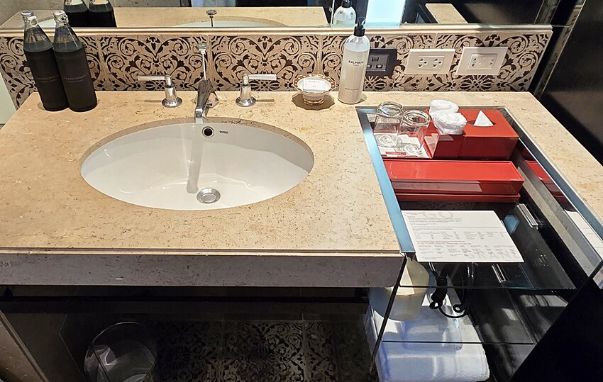 泰國泰國曼谷住宿推薦｜Grand Hyatt Erawan Bangkok 曼谷愛侶灣君悅酒店，旁邊就是曼谷四面佛、Erawan Bangkok