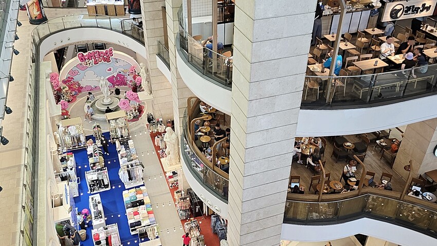 泰國曼谷Terminal 21 Asok,曼谷最好買最好逛的航站主題購物中心,美食、購物、美妝、玩樂一次達陣!!