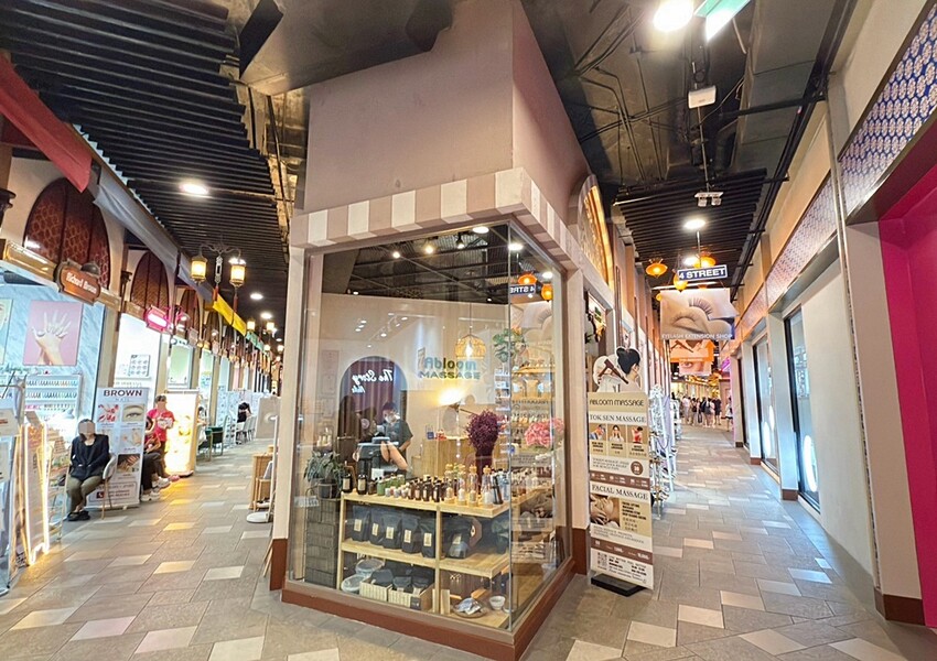 泰國曼谷Terminal 21 Asok,曼谷最好買最好逛的航站主題購物中心,美食、購物、美妝、玩樂一次達陣!!