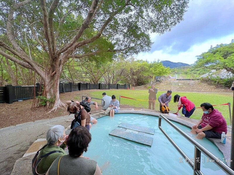 台北市北投區北投免費景點【硫磺谷泡腳池】硫磺谷地熱景觀區享受暖呼呼的白磺溫泉,還可以欣賞火山地熱景觀