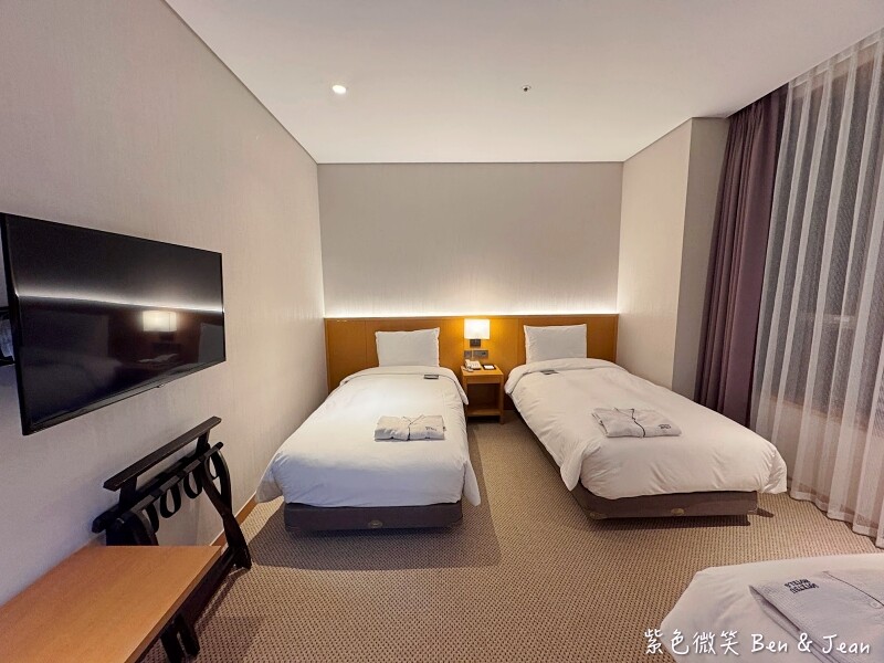 韓國【首爾東大門相鐵喜普樂吉飯店】門口地鐵站4號出口、KAL機場巴士停靠站，近DDP、Good Morning City、東大門