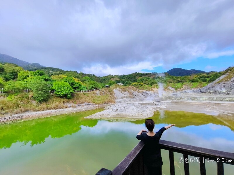台北市北投區北投免費景點【硫磺谷泡腳池】硫磺谷地熱景觀區享受暖呼呼的白磺溫泉,還可以欣賞火山地熱景觀