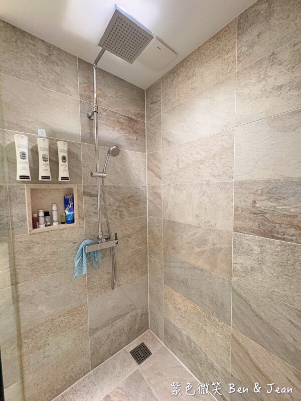 韓國【首爾東大門相鐵喜普樂吉飯店】門口地鐵站4號出口、KAL機場巴士停靠站，近DDP、Good Morning City、東大門