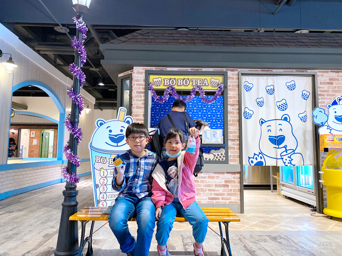 台中市南區【寶熊漁樂碼頭】全台最大巨無霸旋轉釣魚機！魚拓DIY、釣魚故事館、海洋教育～超有趣