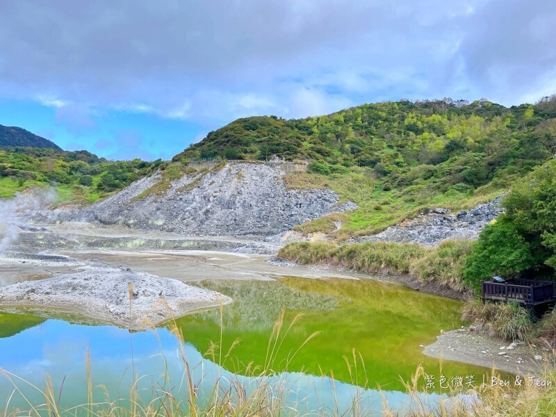 台北市北投區北投免費景點【硫磺谷泡腳池】硫磺谷地熱景觀區享受暖呼呼的白磺溫泉,還可以欣賞火山地熱景觀
