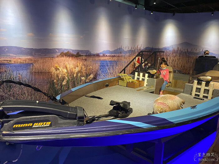 台中市南區【寶熊漁樂碼頭】全台最大巨無霸旋轉釣魚機！魚拓DIY、釣魚故事館、海洋教育～超有趣