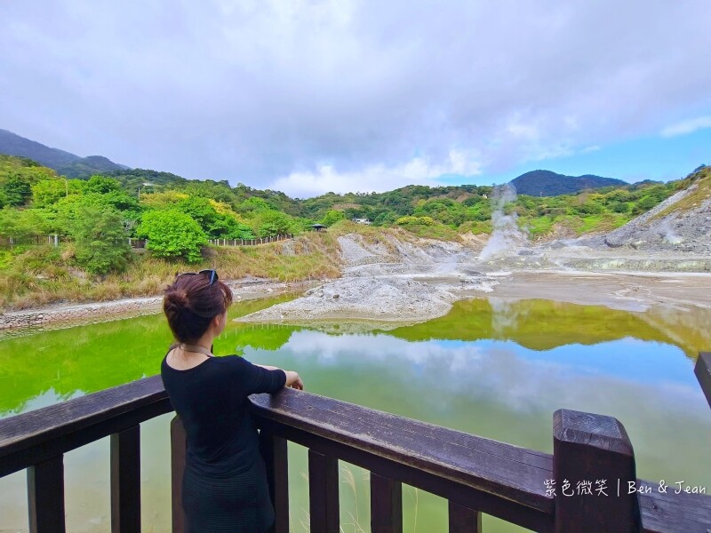 台北市北投區北投免費景點【硫磺谷泡腳池】硫磺谷地熱景觀區享受暖呼呼的白磺溫泉,還可以欣賞火山地熱景觀