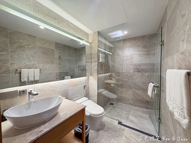 韓國【首爾東大門相鐵喜普樂吉飯店】門口地鐵站4號出口、KAL機場巴士停靠站，近DDP、Good Morning City、東大門