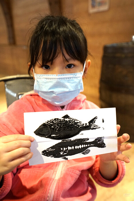 台中市南區【寶熊漁樂碼頭】全台最大巨無霸旋轉釣魚機！魚拓DIY、釣魚故事館、海洋教育～超有趣