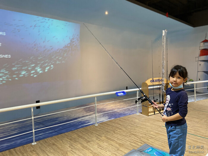 台中市南區【寶熊漁樂碼頭】全台最大巨無霸旋轉釣魚機！魚拓DIY、釣魚故事館、海洋教育～超有趣