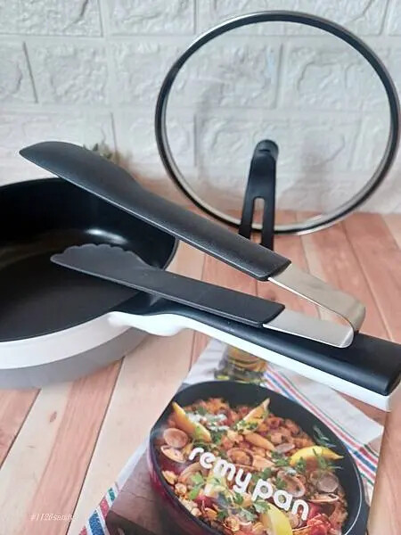日本進口Remy Pan plus多功能萬用不沾深炒鍋+日本製Remy耐熱料理夾 質感鍋具 料理好幫手