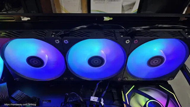 銀欣SilverStone NovaPeak 360 ARGB水冷散熱器 銀欣SilverStone NovaPeak 360 ARGB水冷散熱器