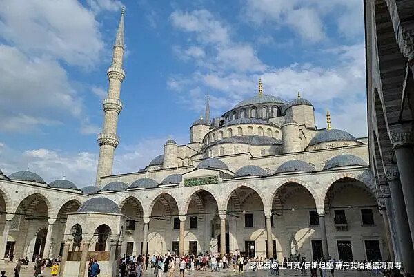 土耳其/伊斯坦堡 蘇丹艾哈邁德清真寺