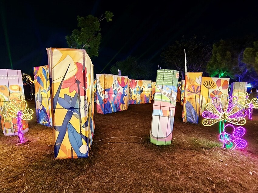 台中市西屯區2025中臺灣元宵燈會｜臺中市教育局燈區 「蛇畫故事」光影交織的奇幻藝想之旅