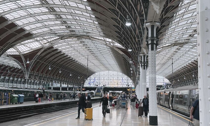 英國【英國攻略】2024希斯洛機場交通:機場快線15分鐘直達倫敦市區!4折入手 Heathrow Express 省時又划算