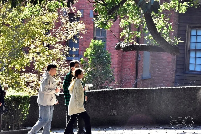 台北市北投區大年初一北投溫泉鄉漫步:【地熱谷公園】,療癒淨手礦泉湯、溫泉蛋體驗