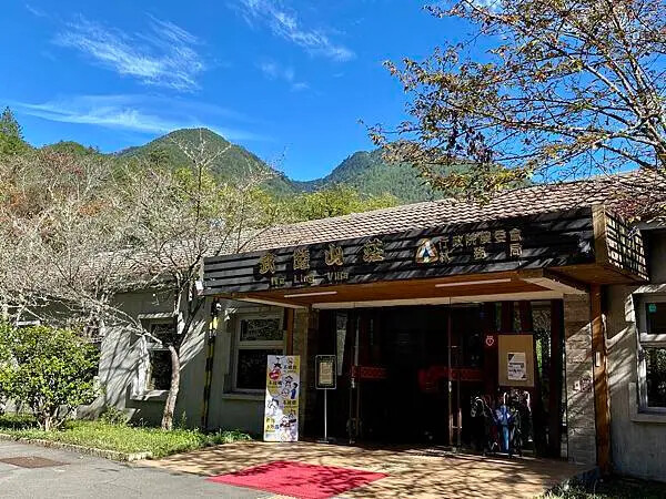 台中市和平區[台中景點] 梨山福壽山農場+武陵農場+武陵富野渡假村 台中兩天一夜懶人包 楓葉/落雨松/猴子吃油菜花 @蛋寶