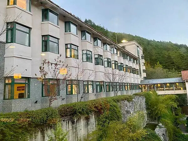 台中市和平區[台中景點] 梨山福壽山農場+武陵農場+武陵富野渡假村 台中兩天一夜懶人包 楓葉/落雨松/猴子吃油菜花 @蛋寶