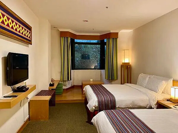 台中市和平區[台中景點] 梨山福壽山農場+武陵農場+武陵富野渡假村 台中兩天一夜懶人包 楓葉/落雨松/猴子吃油菜花 @蛋寶