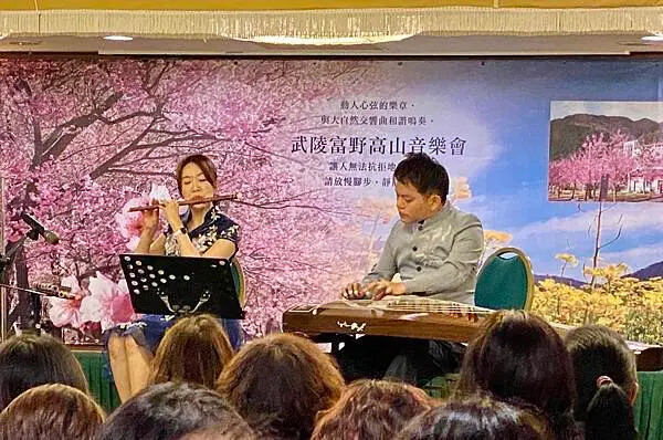 台中市和平區[台中景點] 梨山福壽山農場+武陵農場+武陵富野渡假村 台中兩天一夜懶人包 楓葉/落雨松/猴子吃油菜花 @蛋寶