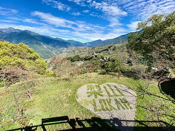 台中市和平區[台中景點] 梨山福壽山農場+武陵農場+武陵富野渡假村 台中兩天一夜懶人包 楓葉/落雨松/猴子吃油菜花 @蛋寶