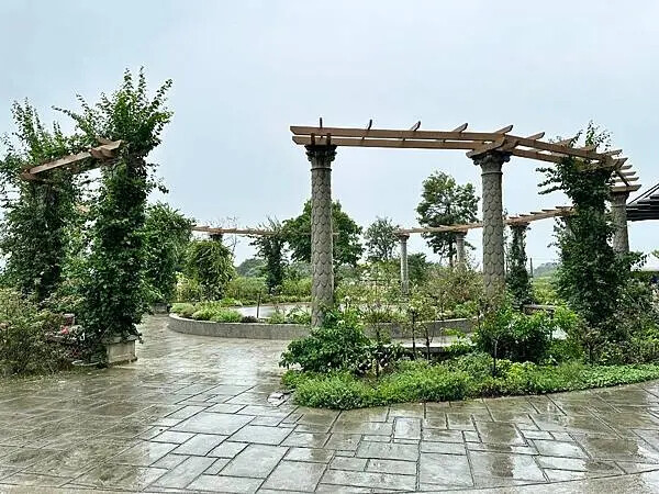 台南市後壁區[台南後壁景點] 雅聞湖濱療癒森林  全台首創的療癒森林花園 @蛋寶趴趴go