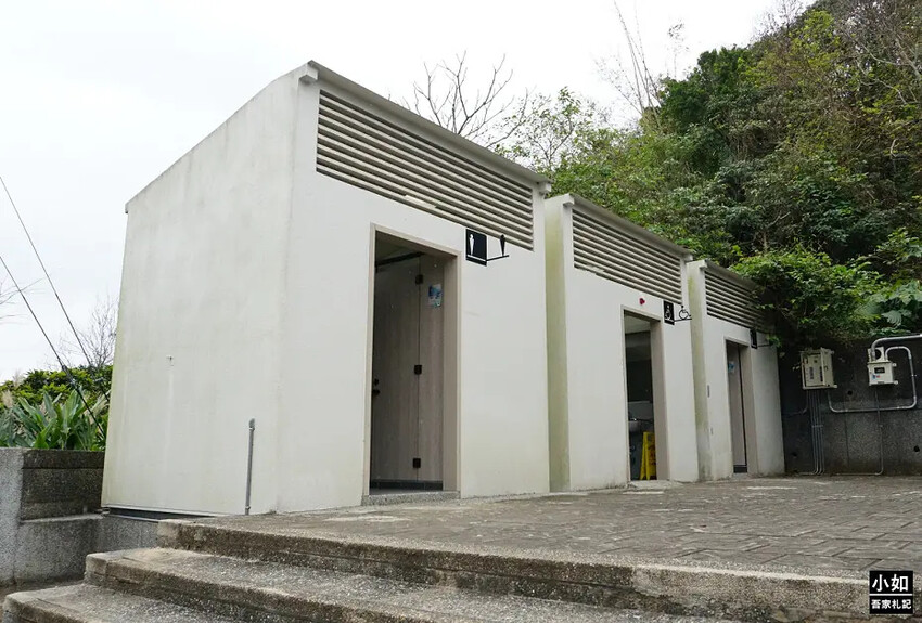 基隆市中正區【基隆步道】龍崗步道,走過槓子寮砲台,槓子寮山,三角點,大學內的步道！