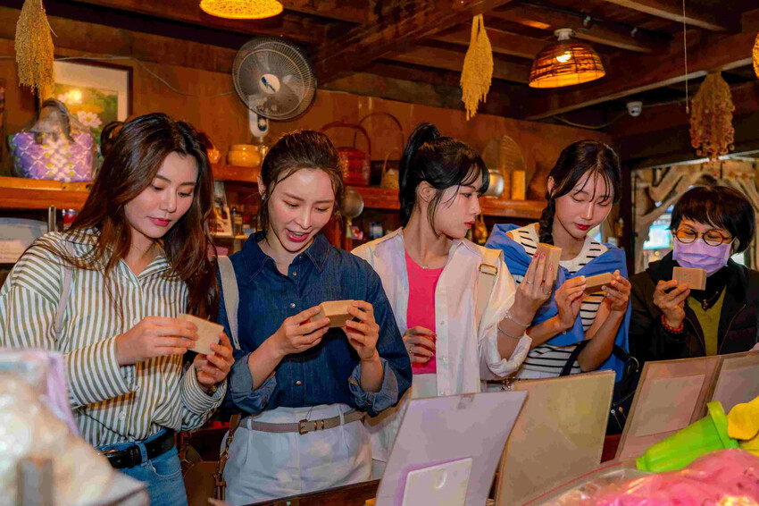 花蓮縣花蓮市花蓮—池上往返,奢華列車帶你暢遊花東秘境,2025台鐵山嵐號4月19日首發!