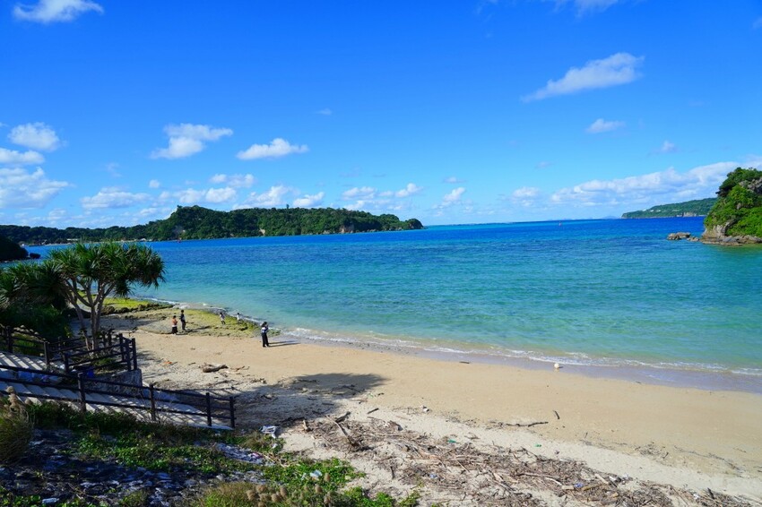 日本沖繩必訪打卡點！ 古宇利大橋南端觀景台｜欣賞沖繩第二長大橋的無敵海景