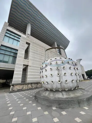 澎湖遊馬公市：澎湖生活博物館、星巴克澎湖喜來登門市、Pier3 三號港（路過）、菊島之星伴手禮（路過）、洪根深美術館