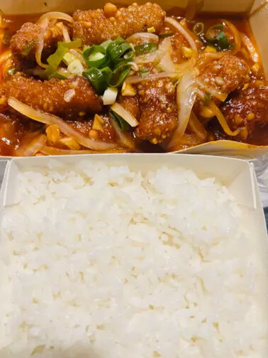 澎湖遊馬公市：澎湖生活博物館、星巴克澎湖喜來登門市、Pier3 三號港（路過）、菊島之星伴手禮（路過）、洪根深美術館