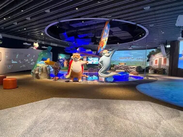 澎湖遊馬公市：澎湖生活博物館、星巴克澎湖喜來登門市、Pier3 三號港（路過）、菊島之星伴手禮（路過）、洪根深美術館