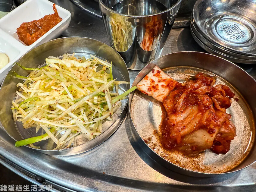 【韓國食記】小豬存錢桶石頭烤肉 - 位在弘大商圈內的平價烤肉 【韓國食記】小豬存錢桶石頭烤肉 - 位在弘大商圈內的平價烤肉